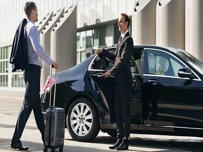 Airport shuttle transfers